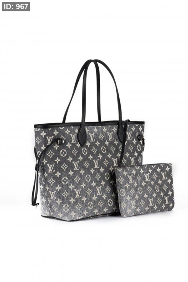 شنطة - Louis Vuitton الجينز