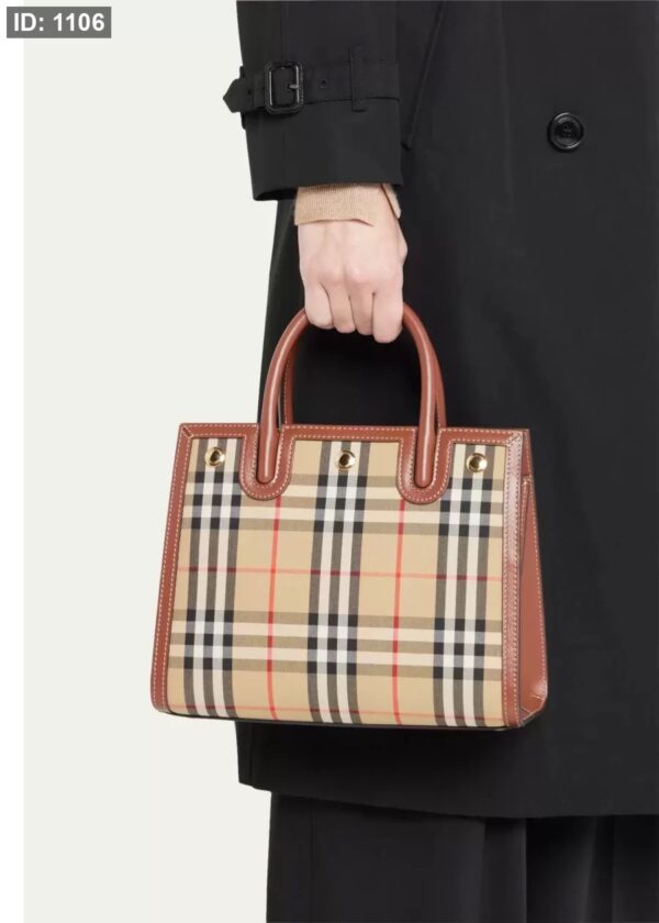 ⁦شنطة - Burberry / كوبي ماستر - غير شامل علبة⁩ - الصورة ⁦3⁩